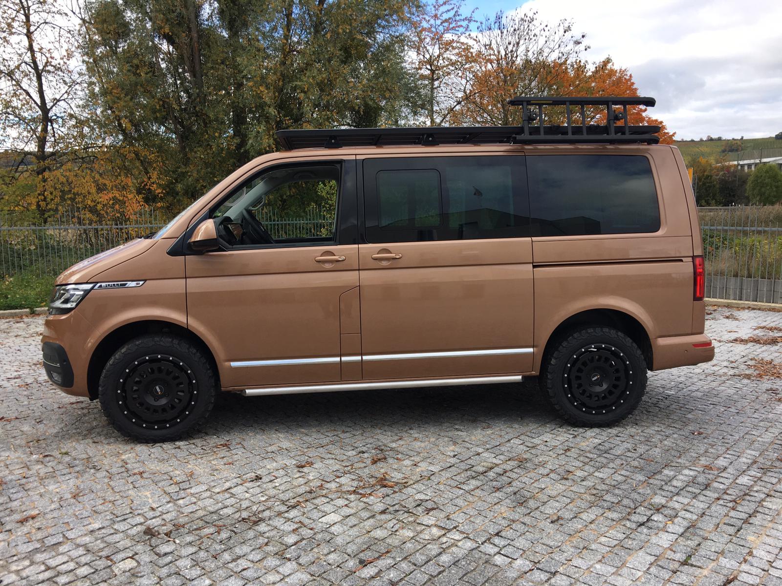 VW T6.1 4 MOTION / HÖHERLEGUNG / RAD REIFEN / UNTERFAHRSCHUTZ / DACHTRÄGER / ROCKSLIDER / MARKISE / LAZERLAMPS