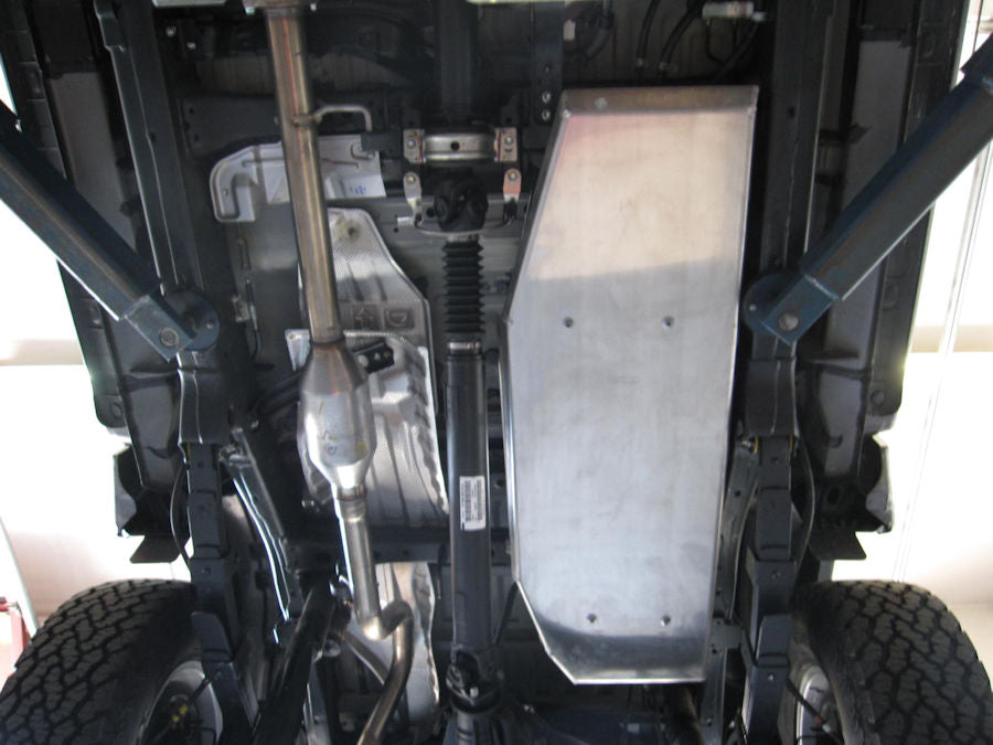 Unterfahrschutz Toyota Hilux Ab '16, 2,4L & 2,8L Diesel, Tank