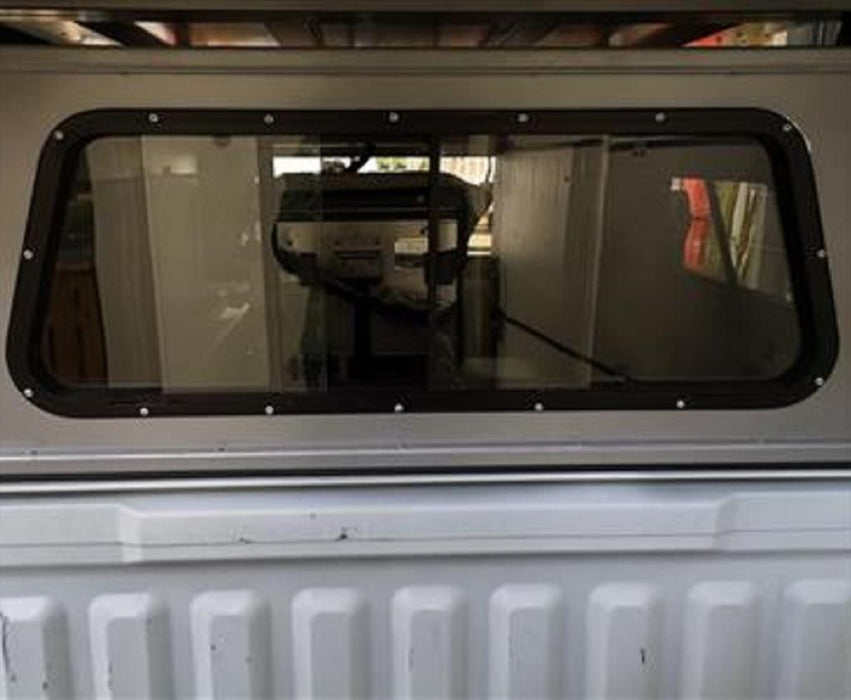 Alu-Cab Hardtop Schiebefenster Vorne
